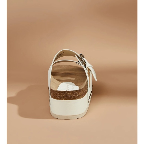 New with tags Altar’d State Serenna Platform Sandals - Picture 5 of 5